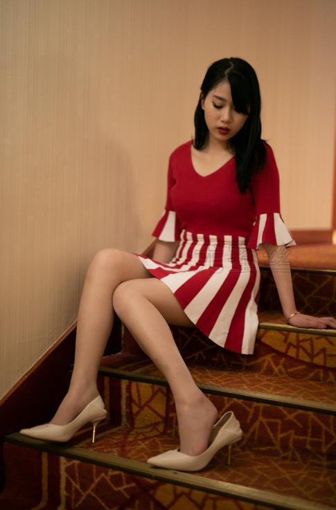 24101607   尤蜜丝 10套合集   883P-5.13G