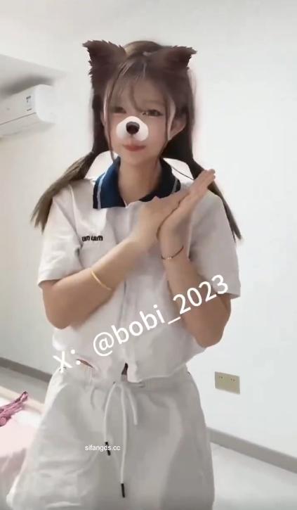 24102402   波比 秀舞合集  29V-634M