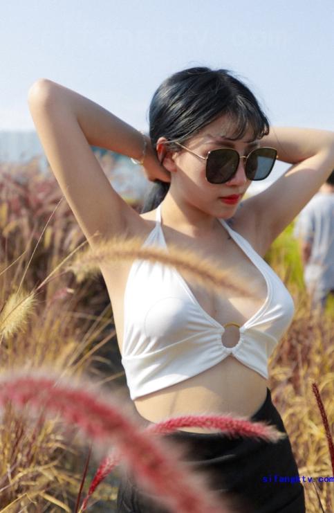 24100602   Emma18Y 订阅合集 575P+92V-2.46G