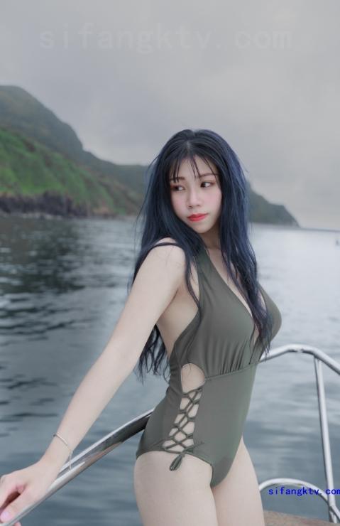 24100602   Emma18Y 订阅合集 575P+92V-2.46G