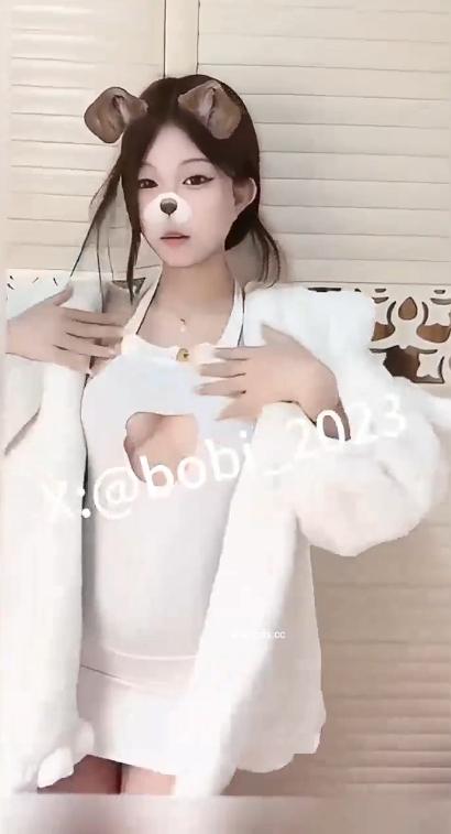 24102402   波比 秀舞合集  29V-634M