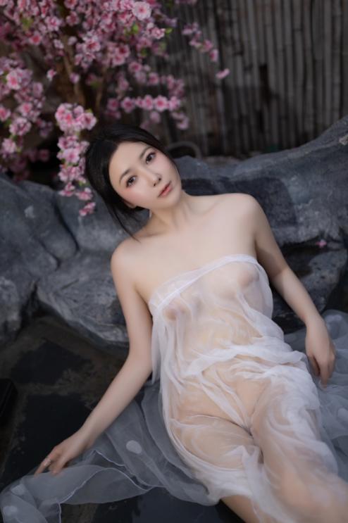 24102017   鱼子酱Fish  17套合集 1940P-15.76G