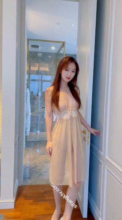 24102408   唐安琪 - 薄纱套装真空丝袜  1V-526M