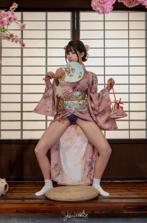 24110312   咬一口兔娘 - 『温泉の女将』燕无歇 78P+1V-1.52G