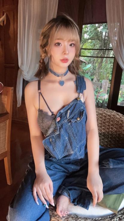 24120717  yuuhui玉汇 - 背带裤妹妹 41P+1V-210M