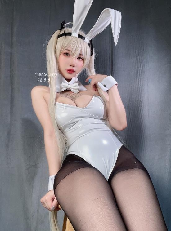 24121902  狐洛洛子 - 兔女郎 17P-26M