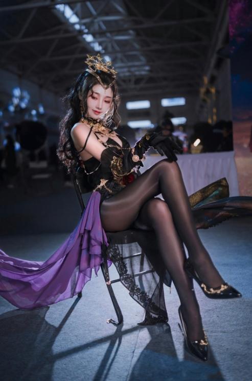 24121119   走路摇zly - 迦南夜吻  9P-101M