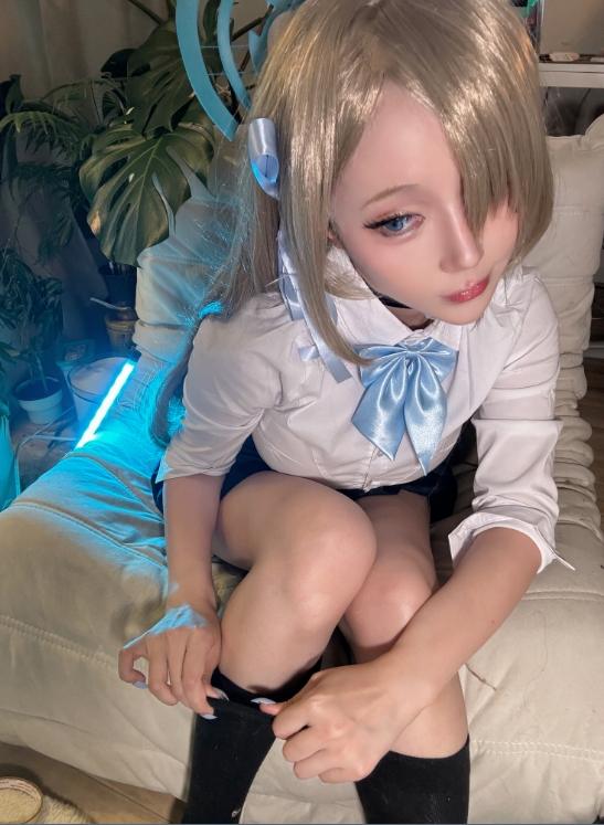 24122210   切切celia - 明日奈制服自拍 17P+7V-264M