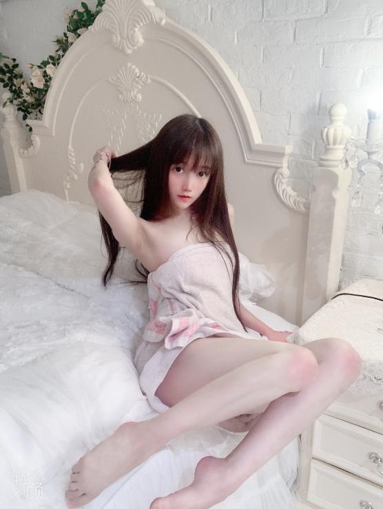 24122516  星野咪兔 - 裸足 10P+1V-34M