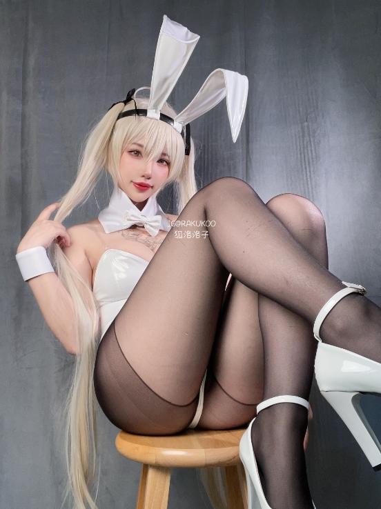 24121902  狐洛洛子 - 兔女郎 17P-26M