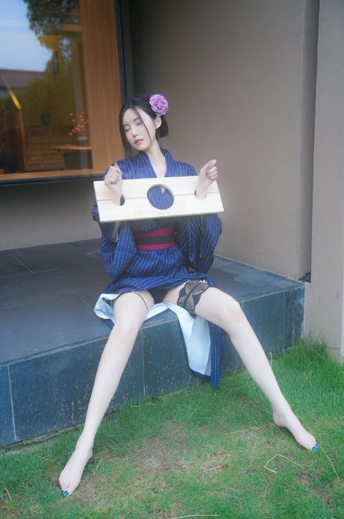 25010818  晚苏susu - 户外枷锁 71P-370M