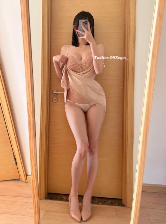 25012216  眼酱大魔王w - 01月fantia会员合集 30P+2V-265M