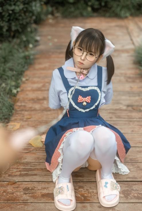 25012510  幼水铃衣 - 小猫猫 25P-199M