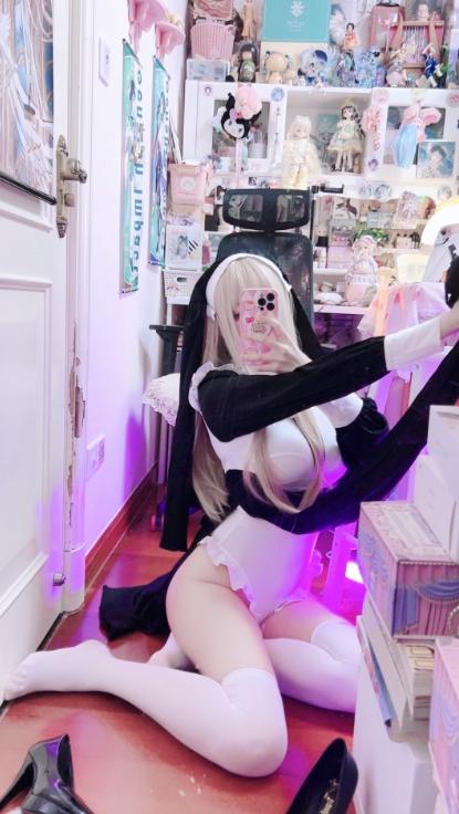 25011604  屑雪雪鸭 - 修女玛丽亚 光&amp;影  85P-60M