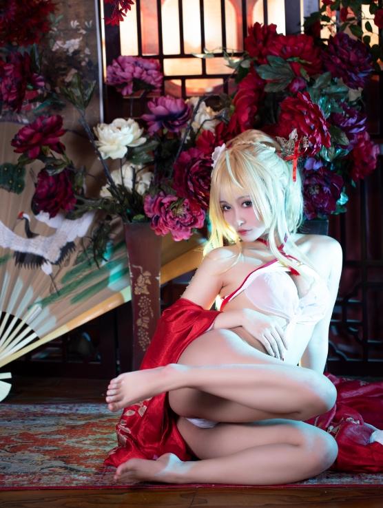 25011904  洛璃LoLiSAMA - 光荣凉夜香雪 36P-436M