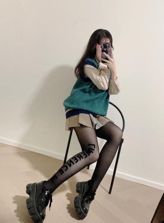 25010219  雪晴Astra - 上半年日常合集 179P+1V-445M