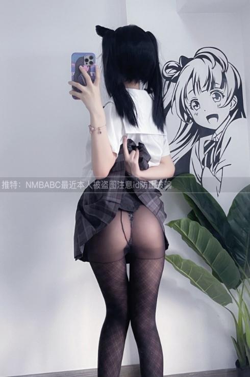 25021311  小狗不吐骨头 推特合集  62P-18M