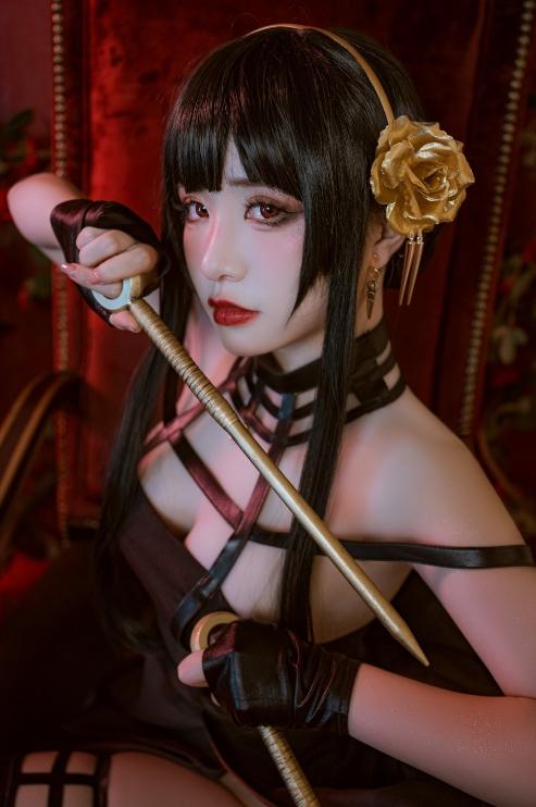 25022605  间谍过家家约尔  71P-78M