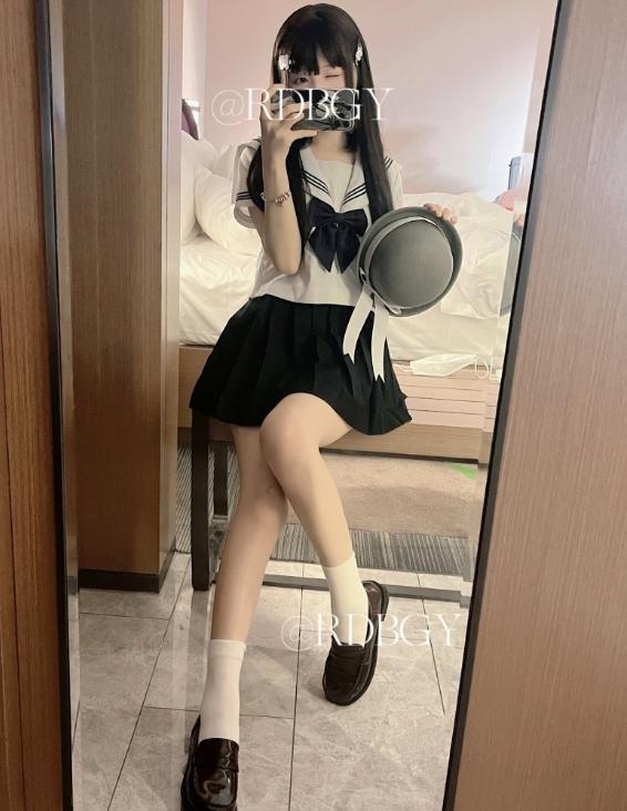 25021320  自卑の小苦瓜 - 推特合集 74P-27M