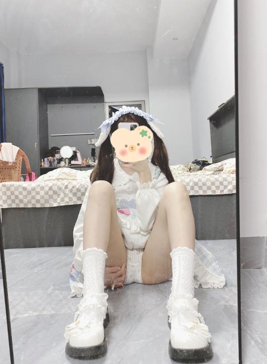 25021307  香蕉不呐呐 推特合集  78P-22M