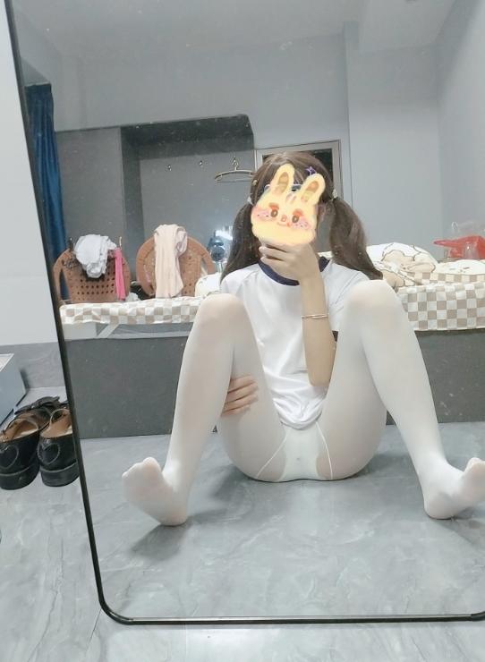 25021307  香蕉不呐呐 推特合集  78P-22M