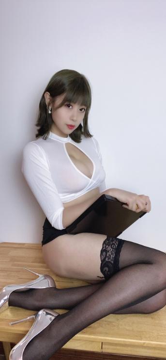 25020214  奈汐酱nice - 自撮りVol.017 (動画入り) 51P+4V-604M