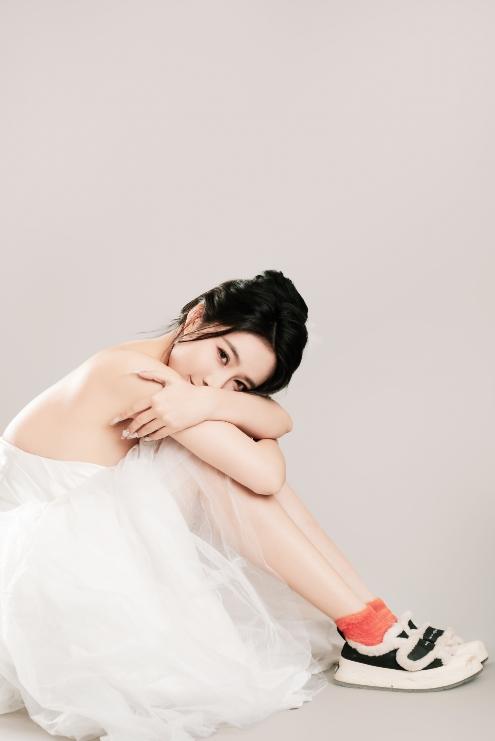 25030510  年年 - LOVE 情人节特别篇  80P-412M