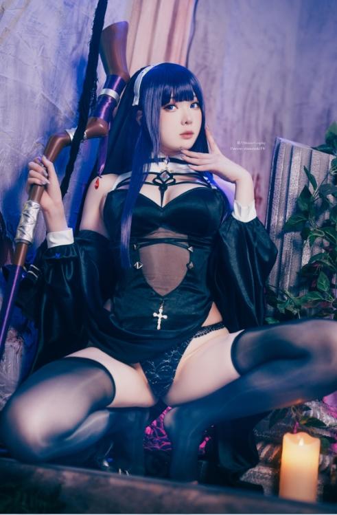 25032002  霜月shimo - 01月Patreon订阅 76P+14V-1.53G