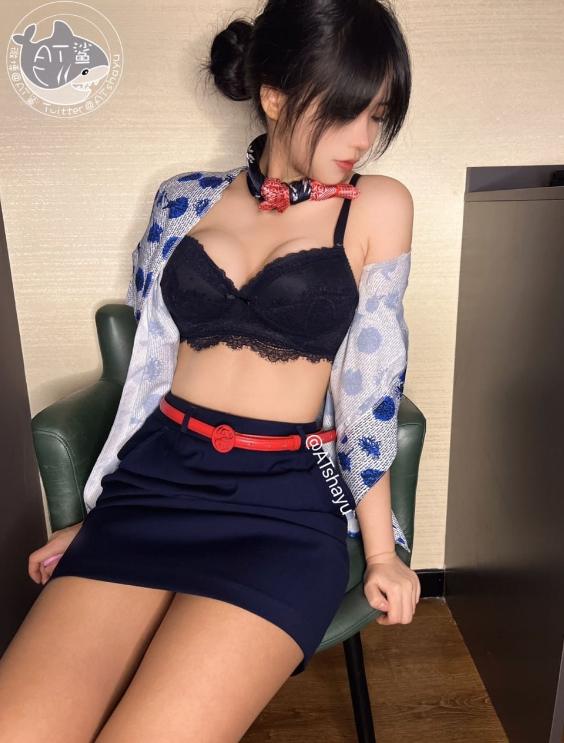 25031101  AT鲨 - 空姐 84P+1V-51M