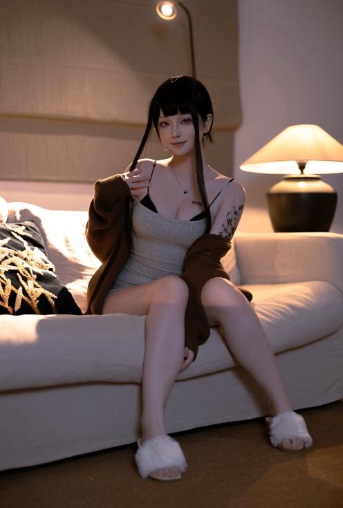 25042316  屿鱼 - 杀手妻子  50P-444M