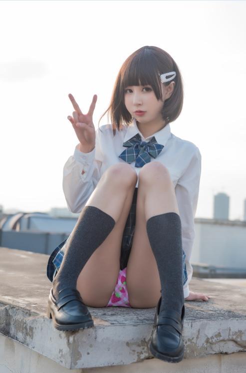 25051810  西园寺南歌 - 少女裙底 22P-147M