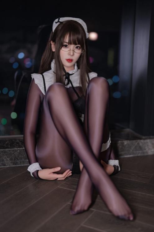 25050403  轩萧学姐 - 连体丝女仆 90P-368M