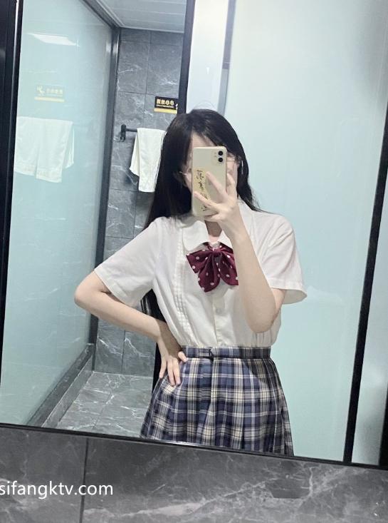 25061812  塔塔大美女 推特合集 99P+15V-207M