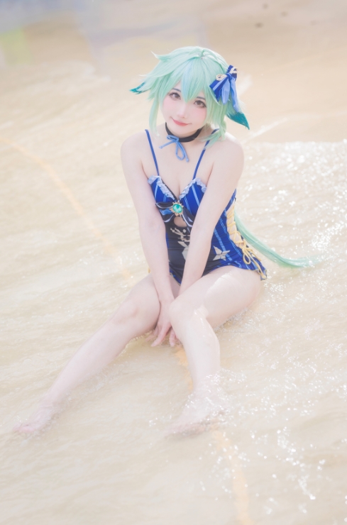 25072307  是三不是世w - 砂糖泳装  44P-129M