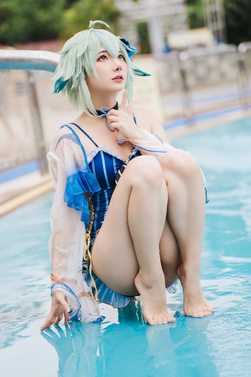 25072307  是三不是世w - 砂糖泳装  44P-129M