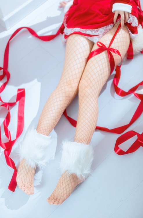 25072604  洛桑w伊梓 - 网袜丝带兔兔 46P+4V-423M