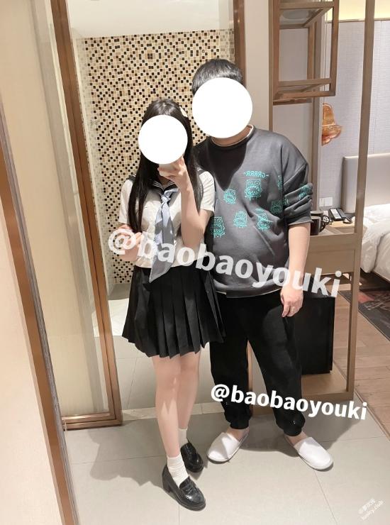 25082015  youki酱 推特合集 218P+8V-734M