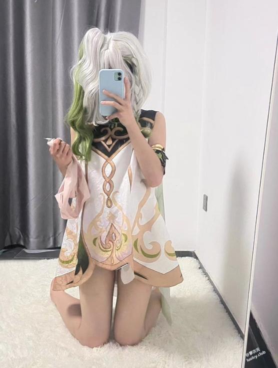 25081703  柠檬水水 推特合集 61P+3V-1.01G