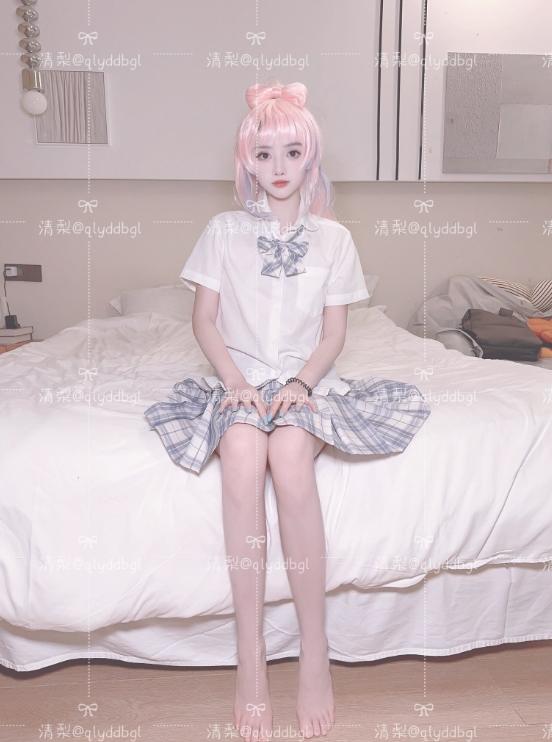 25081716  清梨 推特合集 223P+14V-1.15G