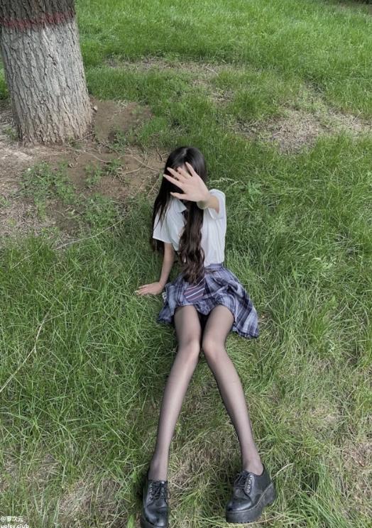 25081418   小瑶酱 顶级萝莉推特合集 482P+58V-1.54G