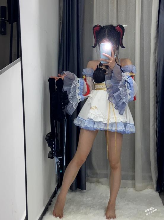 25081703  柠檬水水 推特合集 61P+3V-1.01G