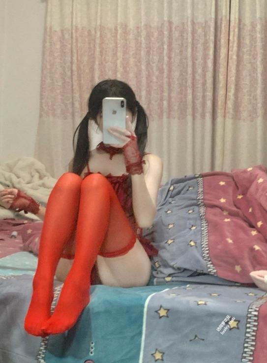 25082810  浙江第一小馒头 推特合集 84P+49V-516M