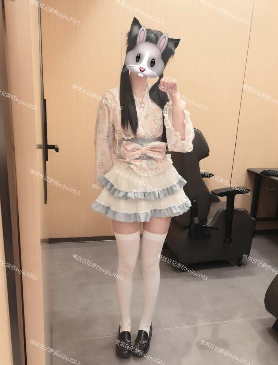 25082807   情侣日记 推特合集 33P+48V-2.91G