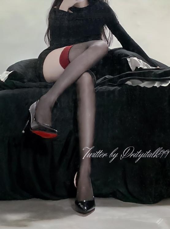 25082803  芙fufu 推特合集 136P+105V-578M