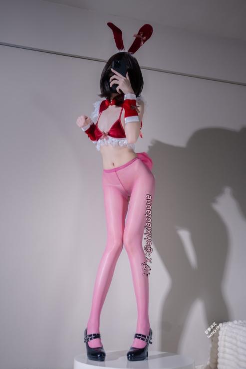 25081009  小桃 推特合集 235P+4V-5.87G