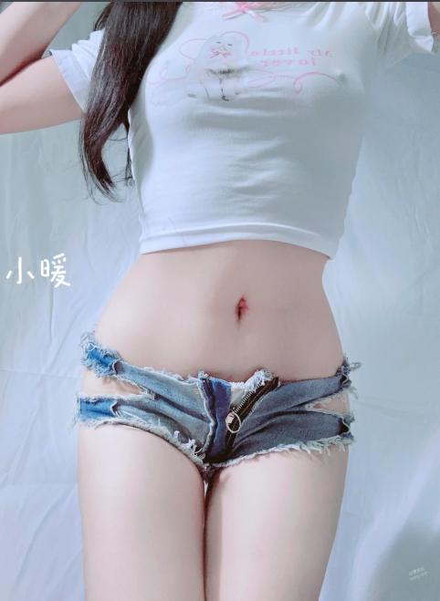 25082005  暖酱 - 推特小合集 40P+2V-900M