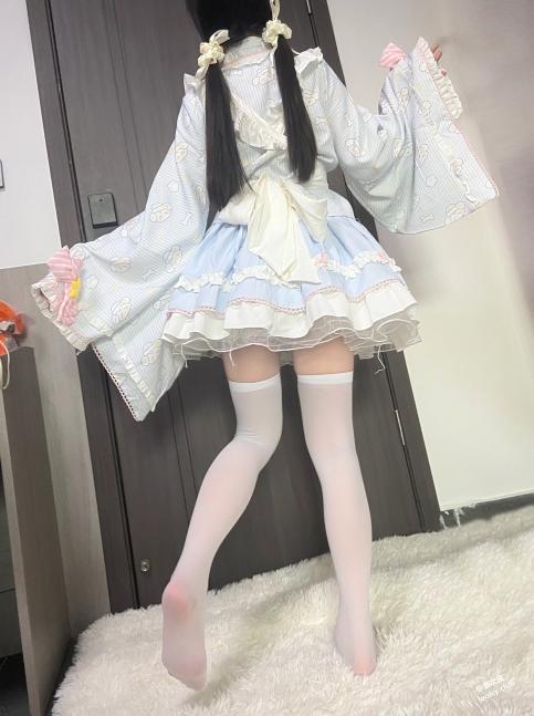 25081703  柠檬水水 推特合集 61P+3V-1.01G