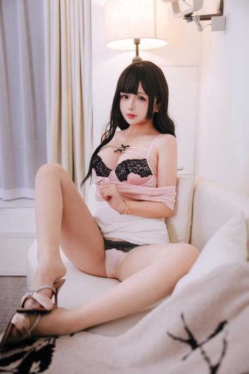 25082318  日奈娇 - 一日女友 148P+6V-1.47G