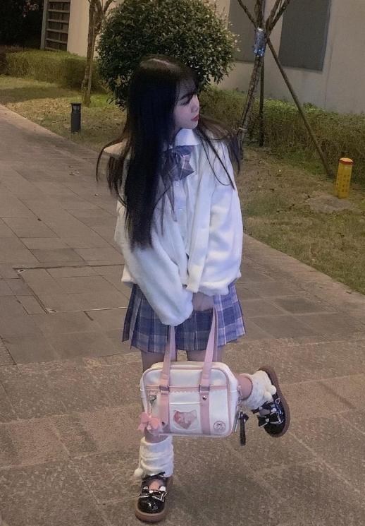 25091406  小奥喵 推特合集 394P+23V-2.2V