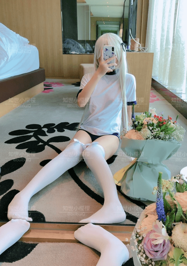 25091410  知世酱 推特合集 152P+17V-692M